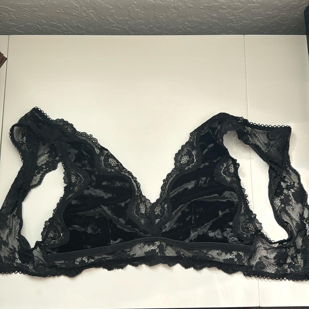 Victoria secrets bralette